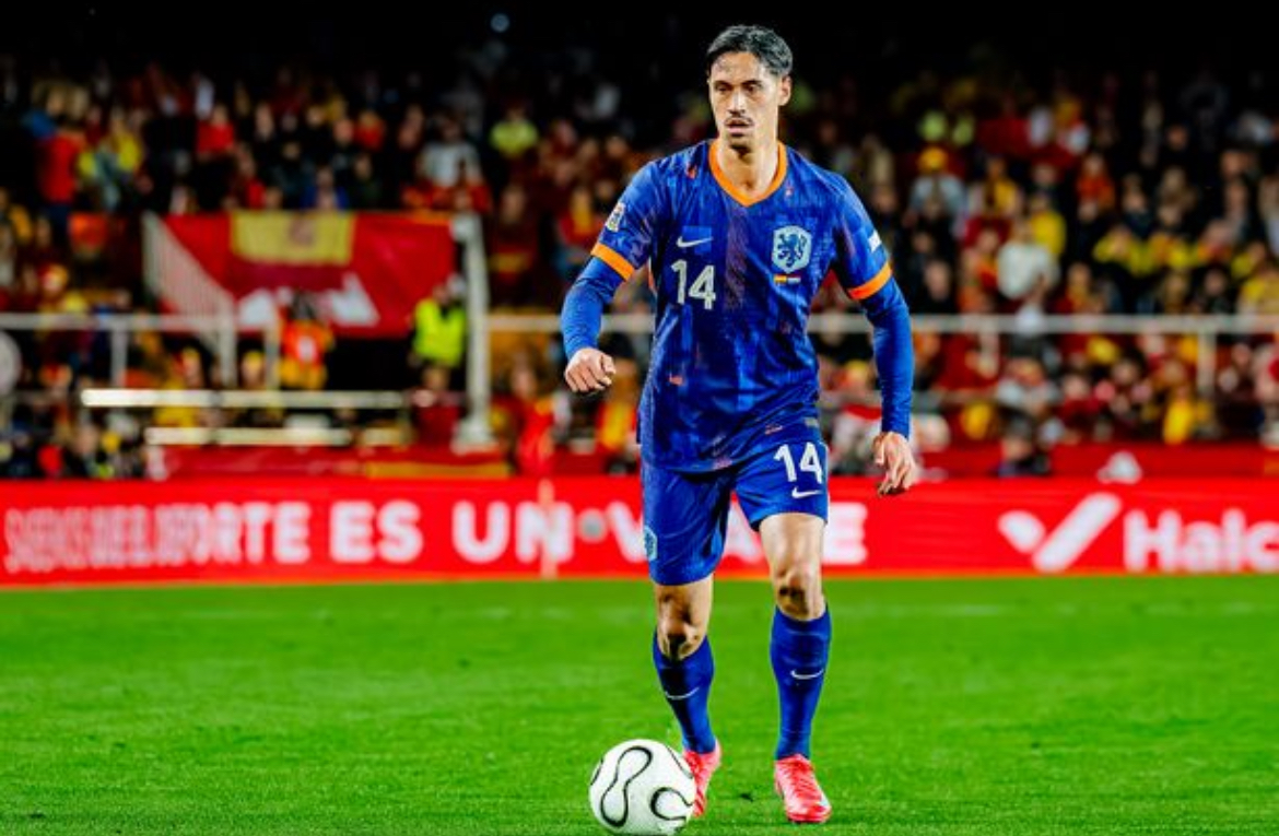 تیجانی ریندرس / هافبک هلند