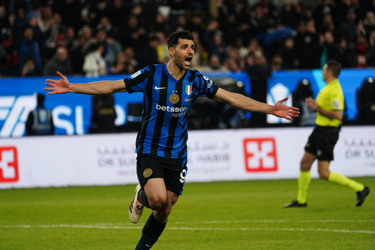 مهدی طارمی مهاجم ایرانی اینتر پس از گلزنی به میلان در سوپرکاپ ایتالیا در ریاض