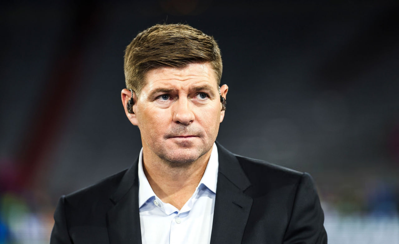 استیون جرارد - اسطوره لیورپول در حال کارشناسی فوتبال 