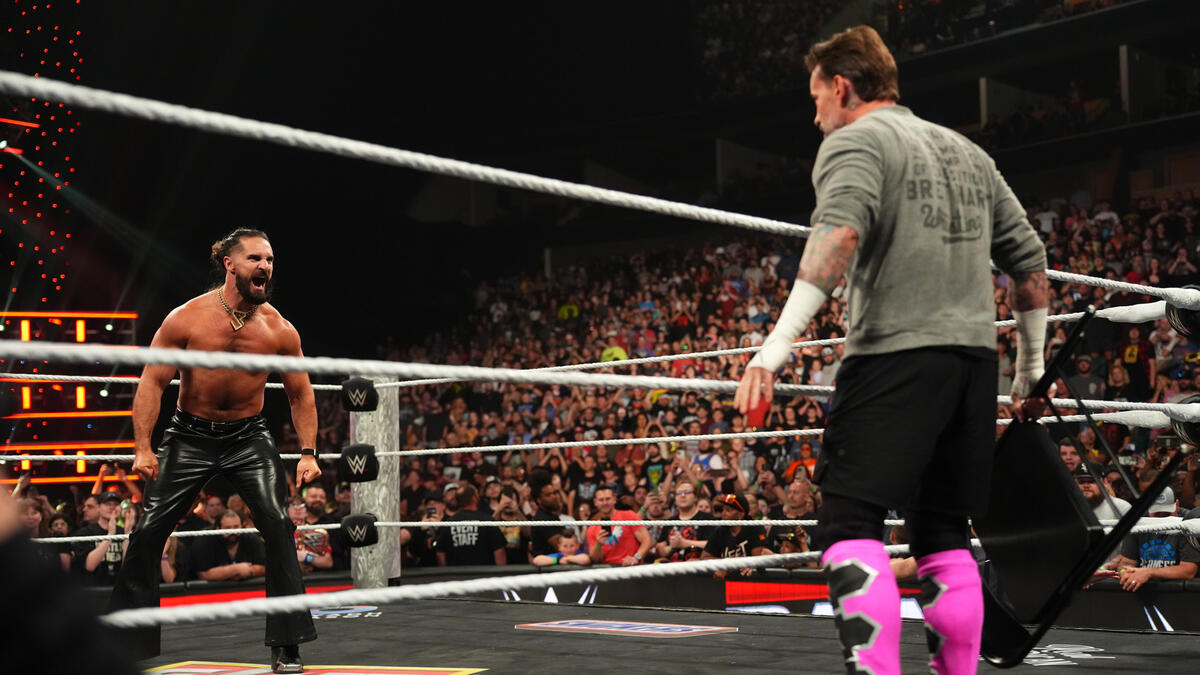 ست رولینز و سی ام پانک در شوی کشتی کج راو از WWE