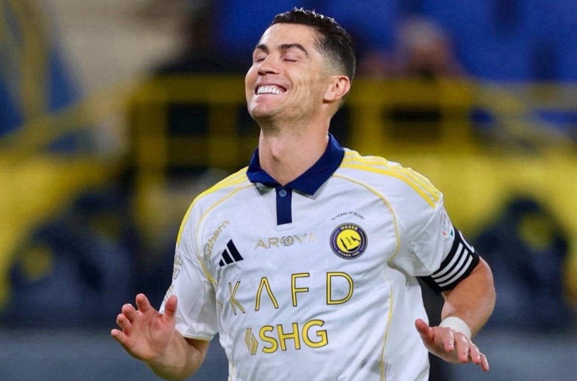 عکس از کریستیانو رونالدو مهاجم النصر لباس سفید