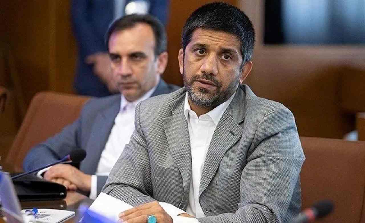 عکس از علیرضا دبیر رییس فدراسیون کشتی