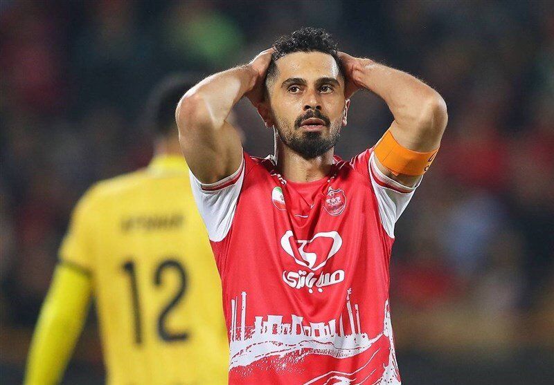 عکس از امید عالیشاه کاپیتان پرسپولیس