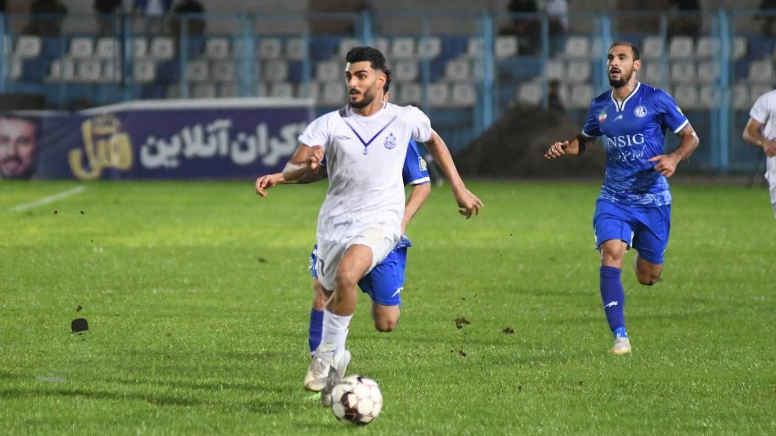 عکس از رضا غندی پور مهاجم ملوان