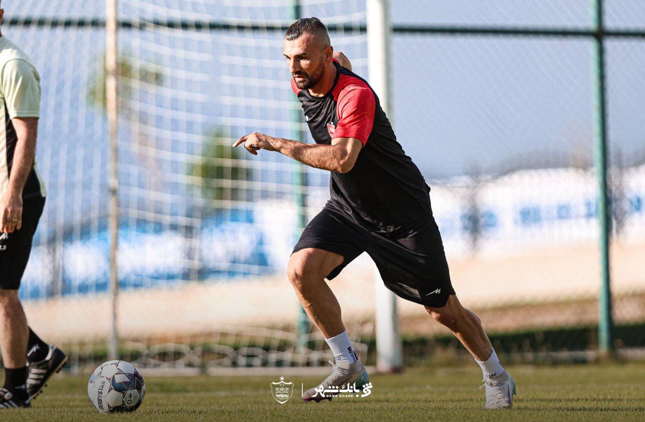 عکس از سردار دورسون مهاجم پرسپولیس