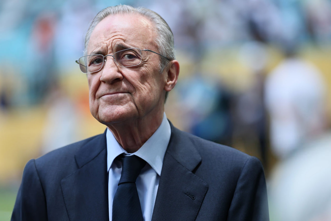 فلورنتینو پرز رئيس اسپانیایی در زمین - رئال مادرید