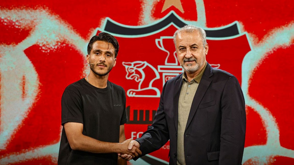 محمدحسین صادقی وینگر پرسپولیس تهران - رضا درویش مدیرعامل پرسپولیس - لیگ برتر ایران