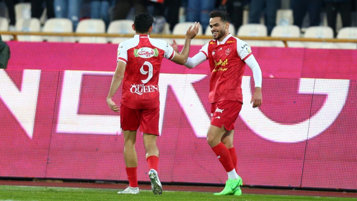 اوستون اورونوف وینگر ازبکستانی پرسپولیس تهران - مهدی ترابی - بازی پرسپولیس و فولاد در لیگ برتر 1402-1403