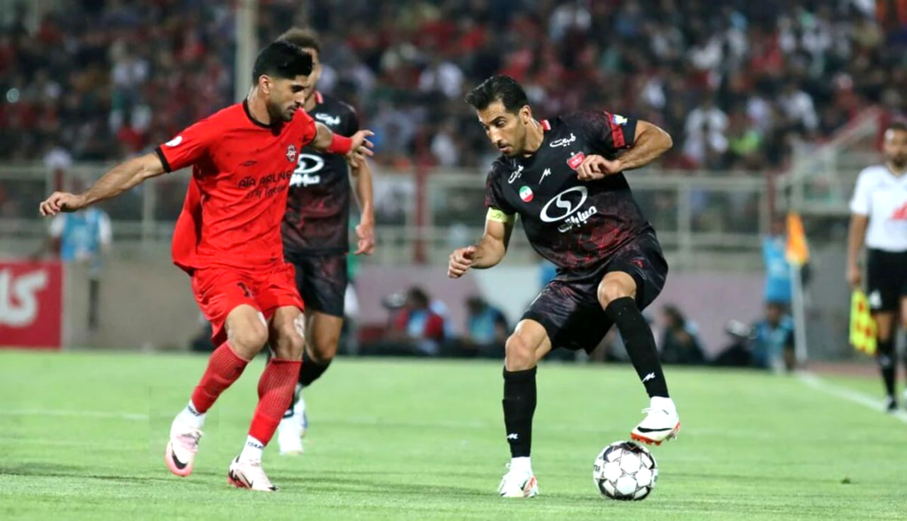 وحید امیری هافبک سابق پرسپولیس و تیم ملی ایران - دانیال اسماعیلی فر مدافع تراکتور