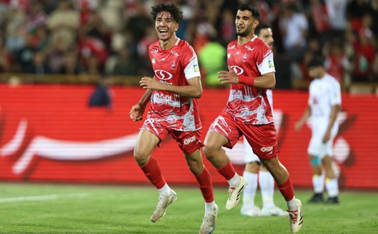 یعقوب براجعه وینگر و دفاع راست پرسپولیس تهران و تیم ملی نوجوانان - علیرضا عنایت زاده هافبک پرسپولیس تهران - لیگ برتر