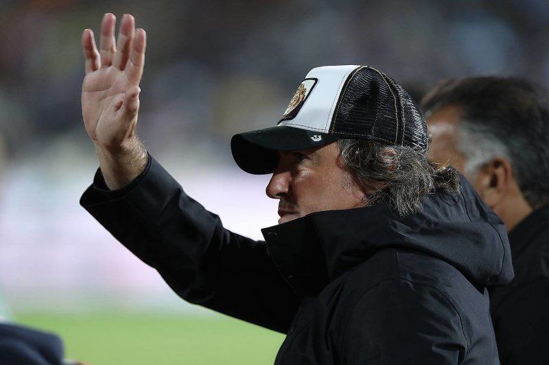 ریکاردو ساپینتو و کلاه کپ