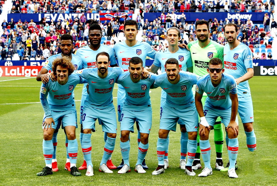 عکس از آنتونیو آدان و رودری در ترکیب ابتدایی اتلتیکو مادرید