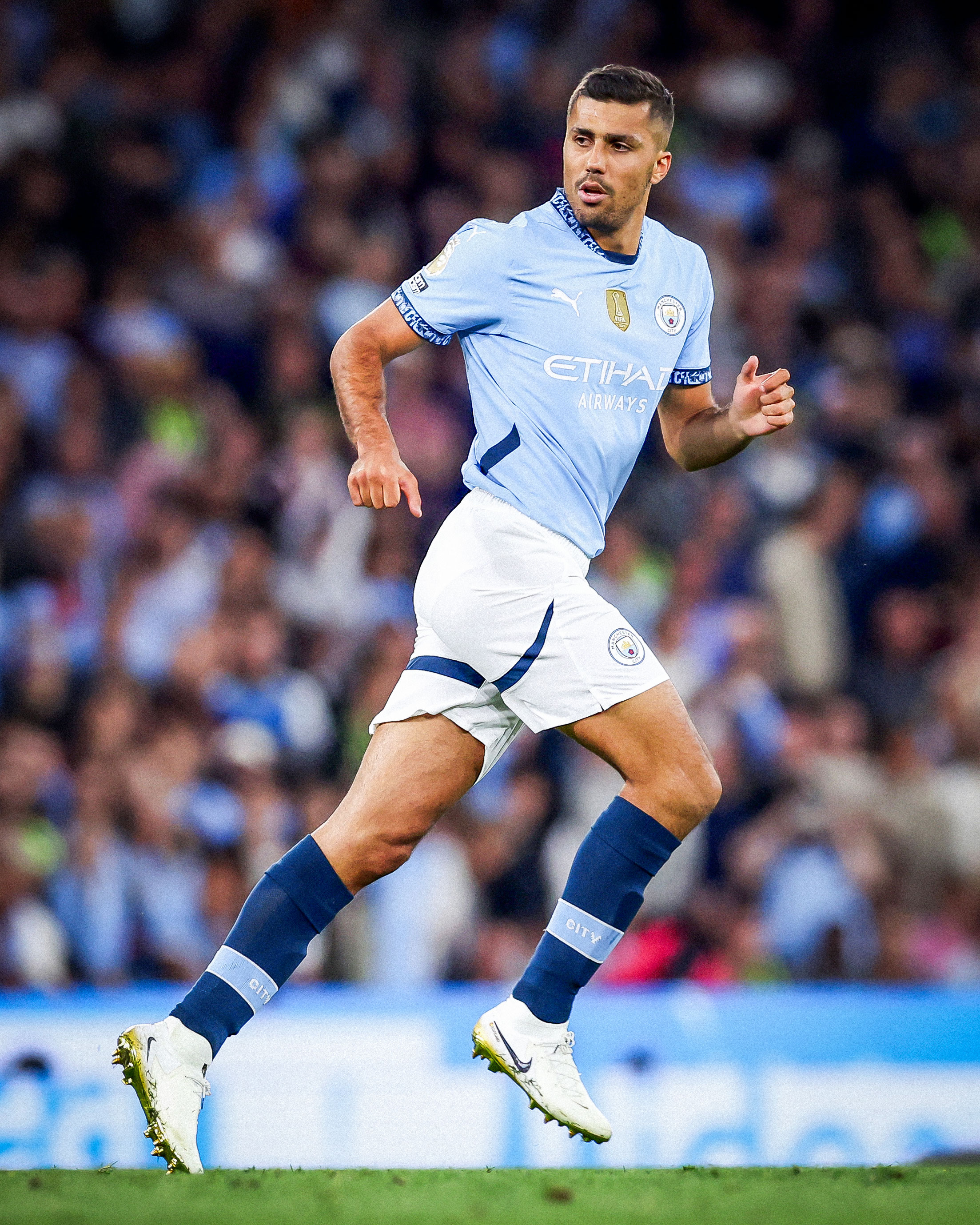 رودری هافبک اسپانیایی در زمین - منچسترسیتی - لیگ برتر انگلیس